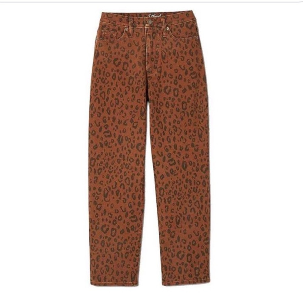 Universal Threads leopard mom jeans